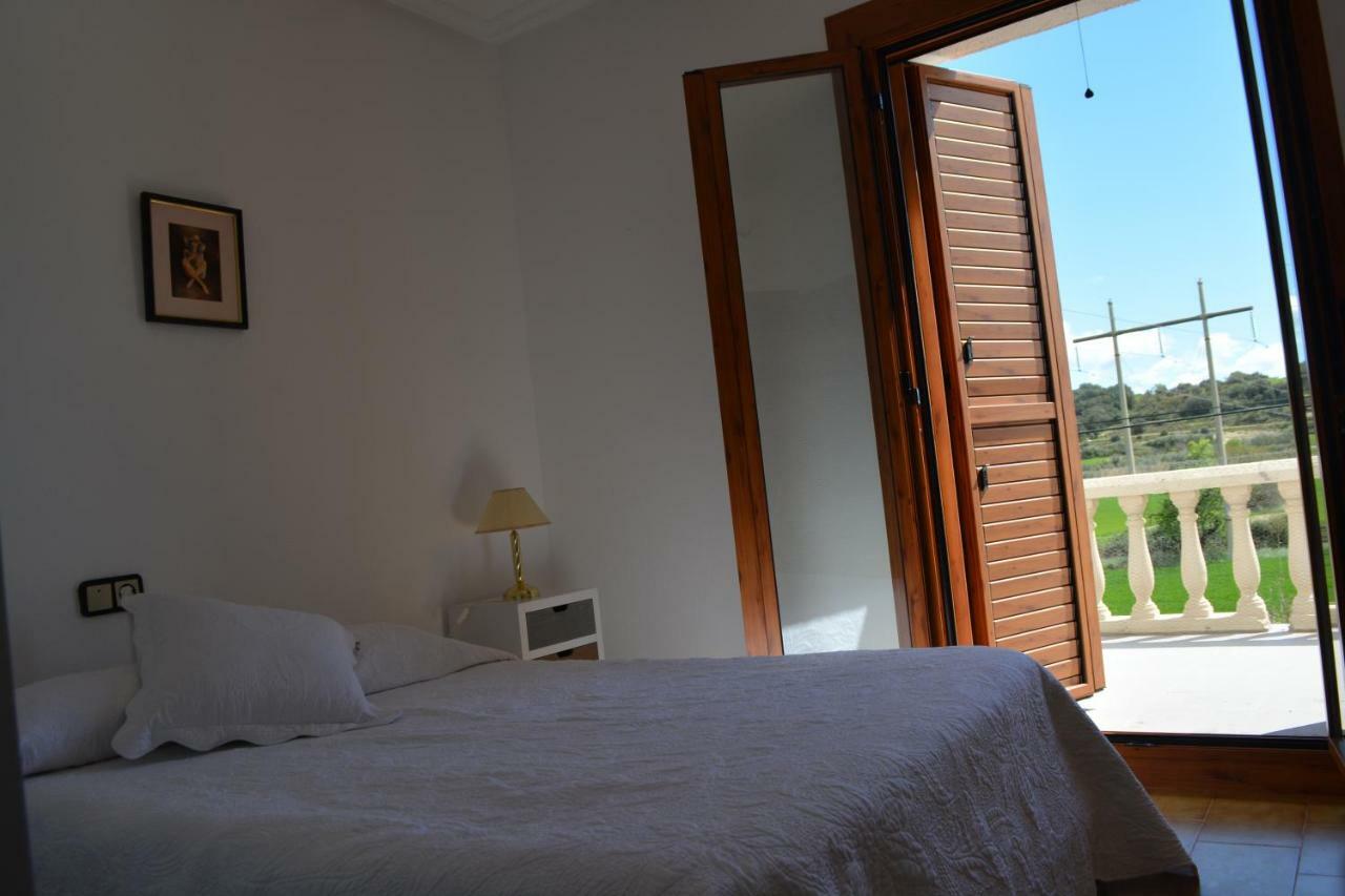 Casa Solatillo Ayerbe Bagian luar foto